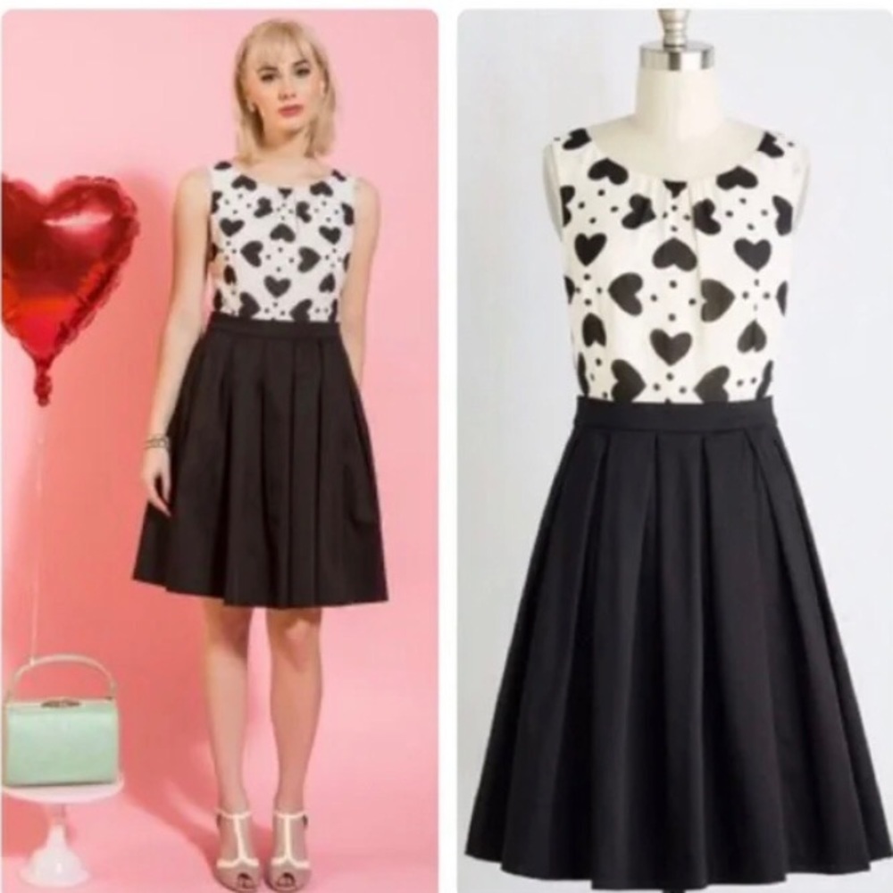 Modcloth Fit & Flare Sweetheart Party Dress, Size L